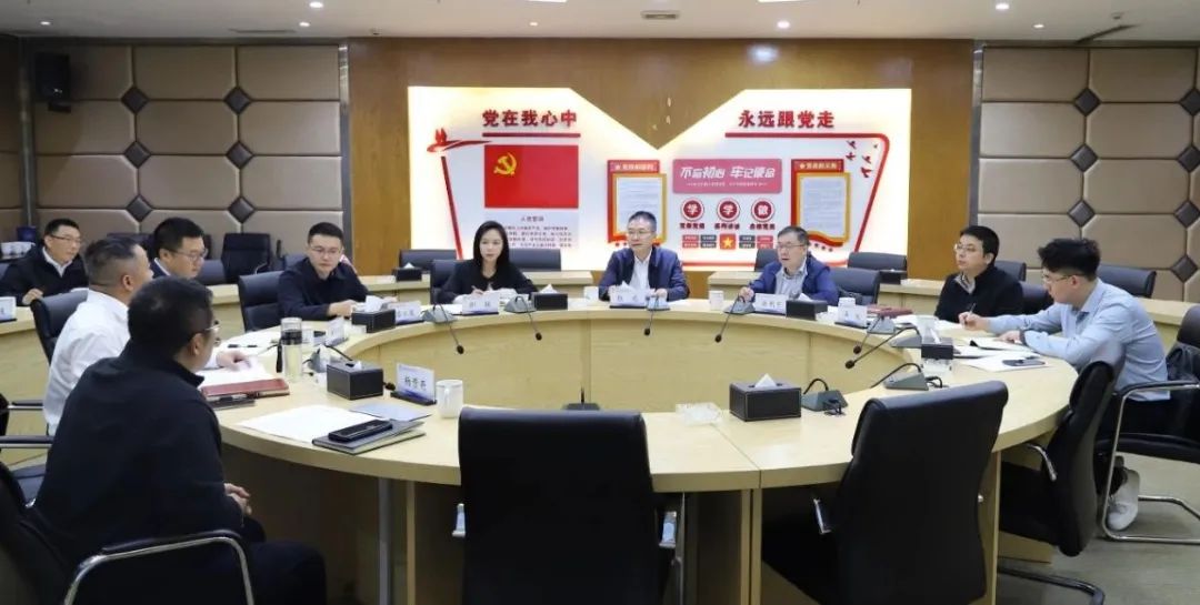 陳虎到黔通智聯(lián)公司、交通創(chuàng)投公司調(diào)研